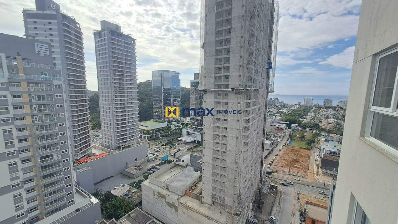 Apartamento para aluguel no Praia Brava: Vista Sacada