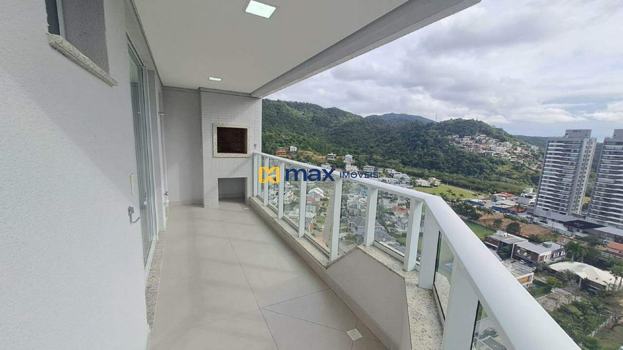 Apartamento para aluguel no Praia Brava: Sacada