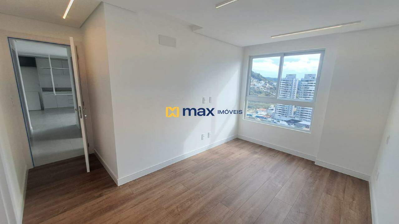Apartamento para aluguel no Praia Brava: Suíte