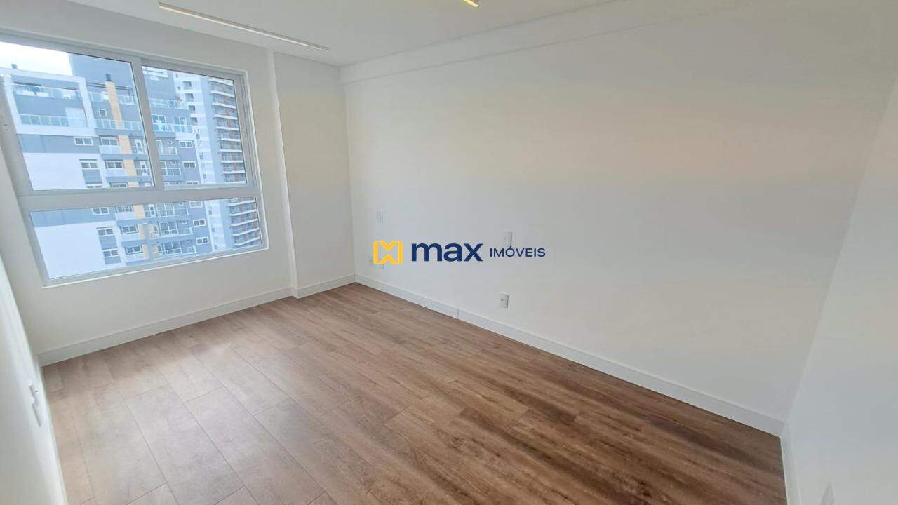 Apartamento para aluguel no Praia Brava: Suíte
