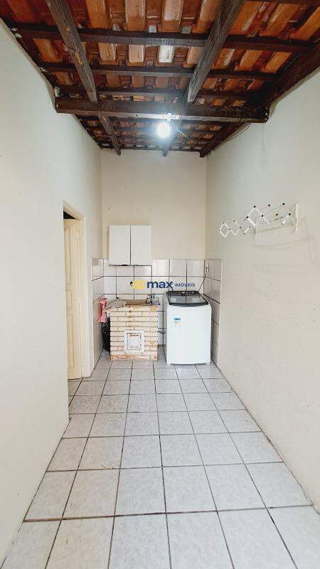 Casa à venda no Cordeiros: Lavanderia