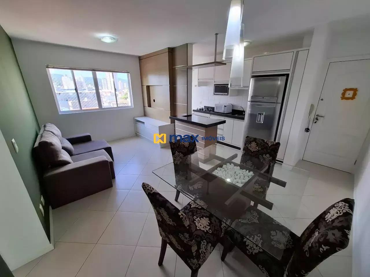 Apartamento à venda no Centro: Sala de Estar e Jantar