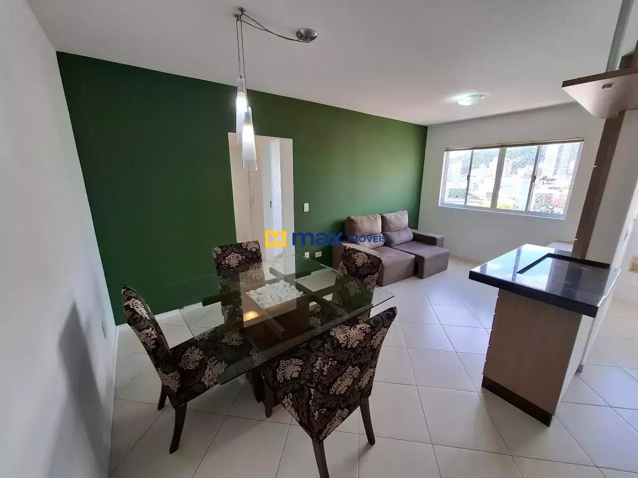 Apartamento à venda no Centro: Sala de Estar e Jantar