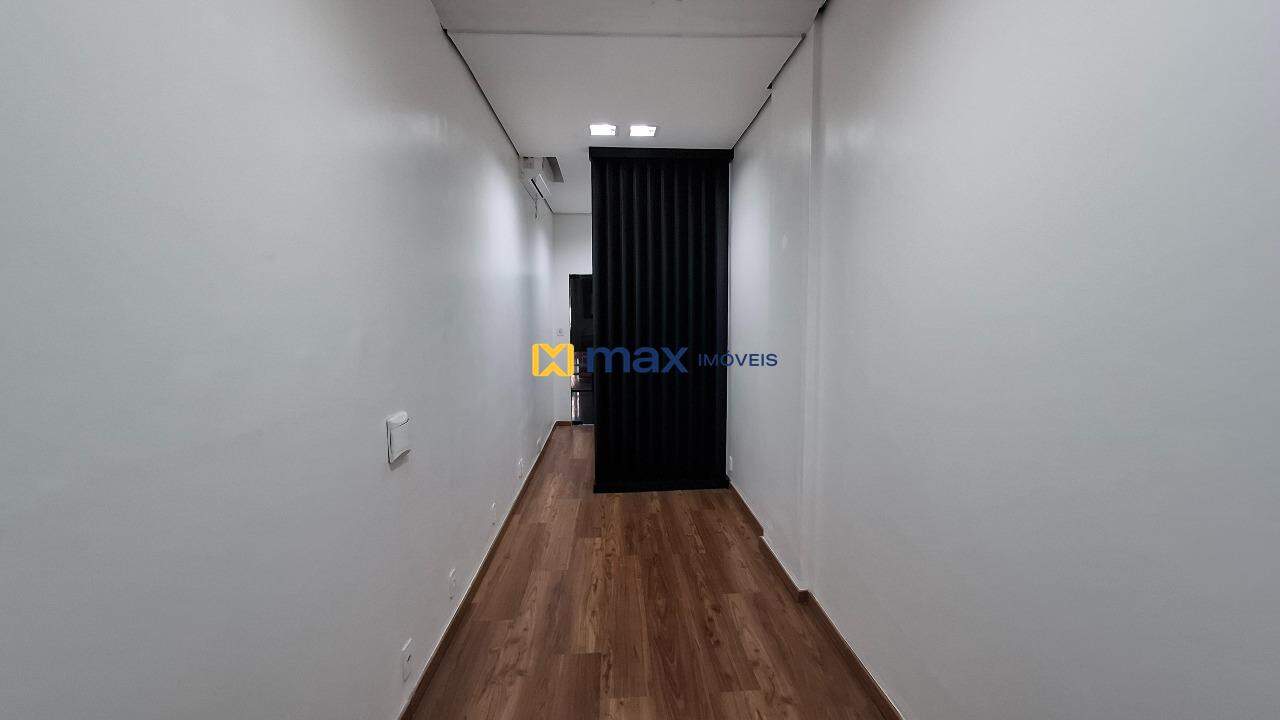 Sala para aluguel no Centro: v