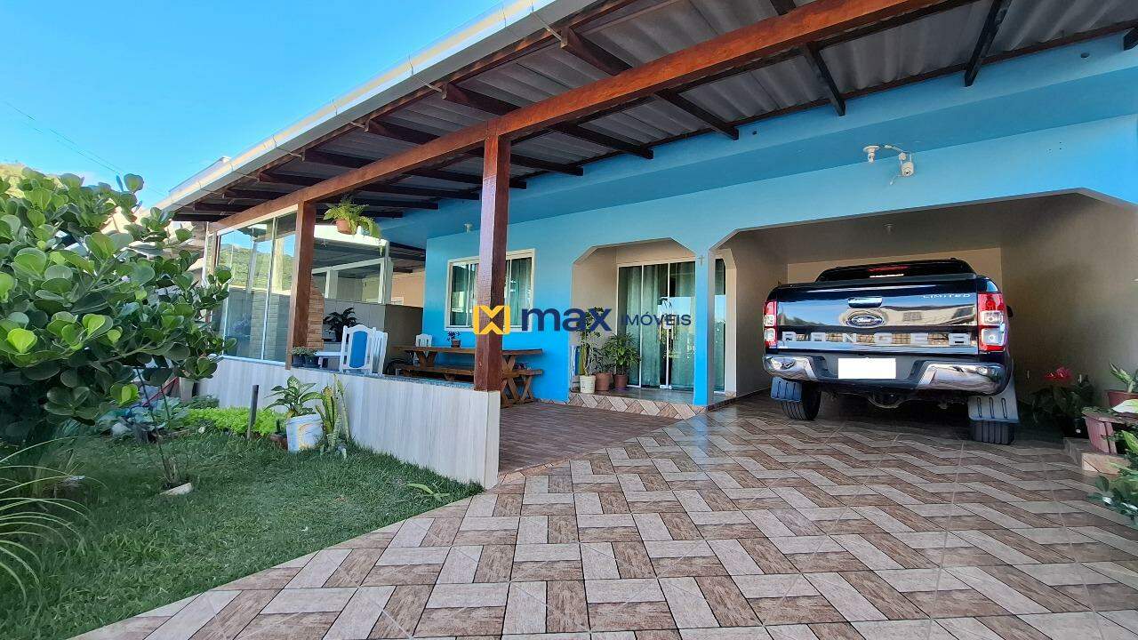 Casa à venda no Santa Regina: Área externa