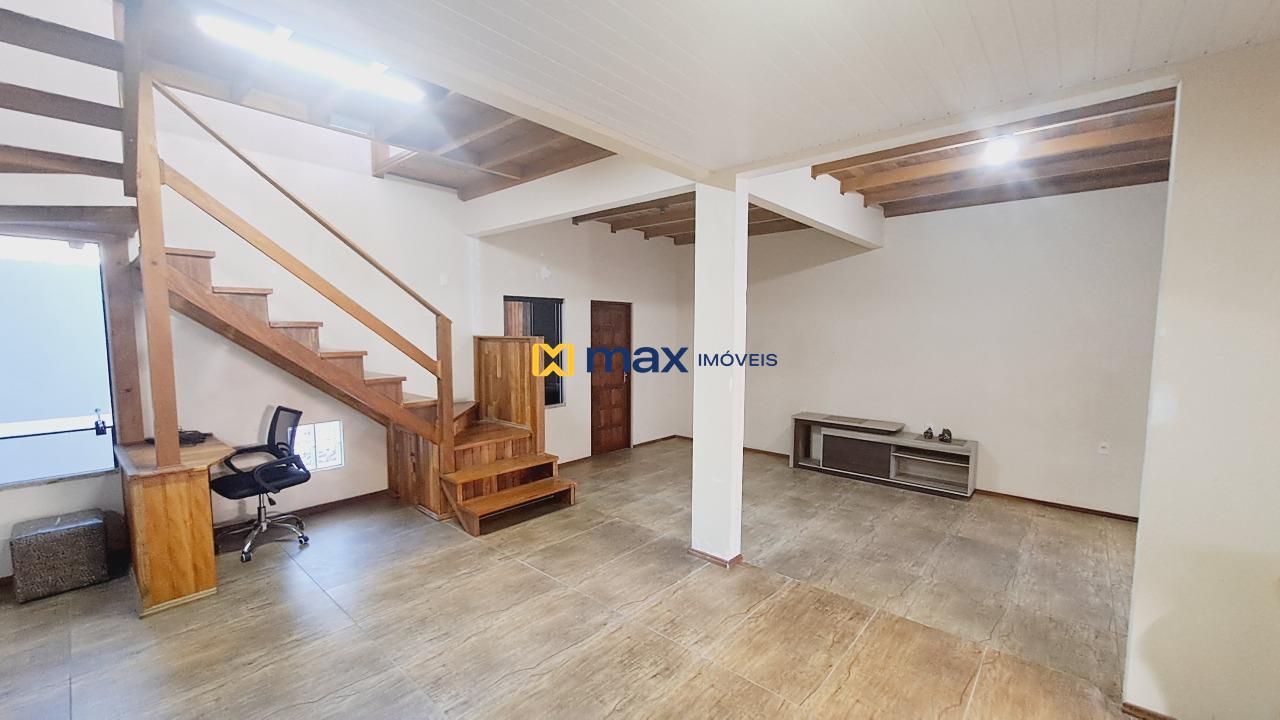 Casa à venda no Centro: Sala de estar/jantar