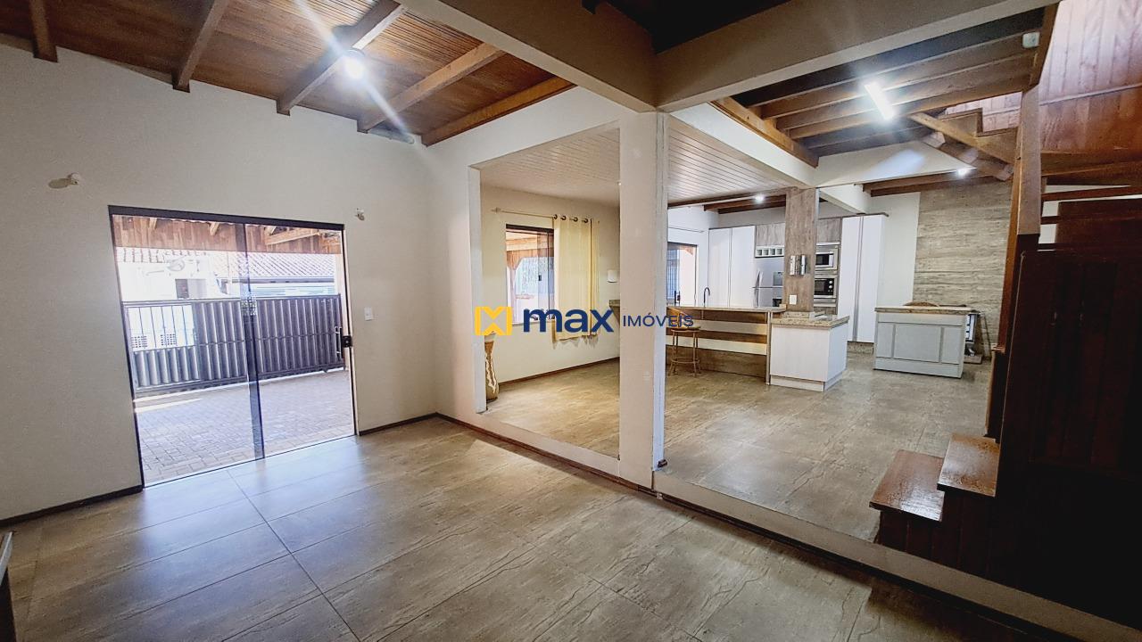 Casa à venda no Centro: Sala de estar/jantar