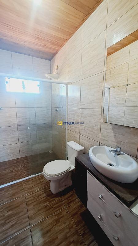 Casa à venda no Centro: Banheiro suíte