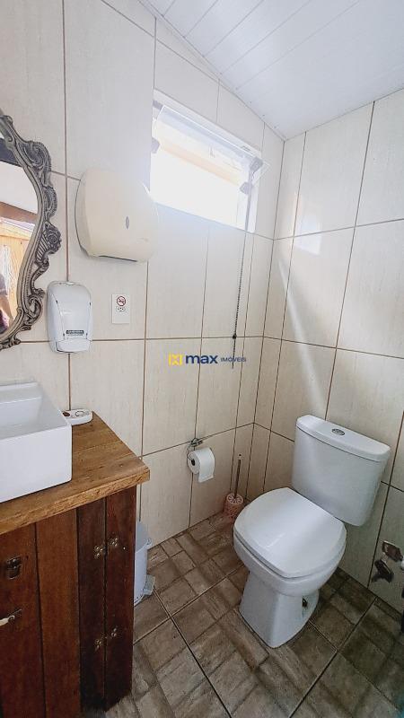 Casa à venda no Centro: Lavabo 1