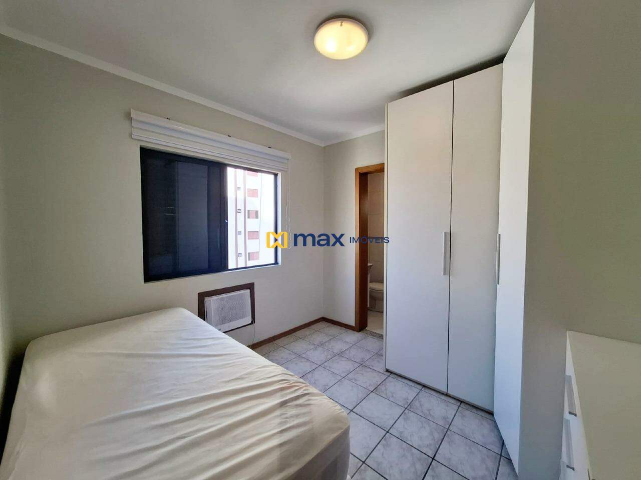 Apartamento para aluguel no Centro: Suíte 2