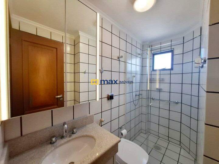 Apartamento para aluguel no Centro: Banheiro Social