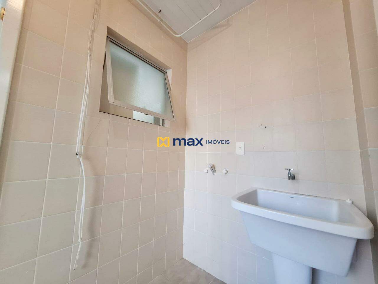 Apartamento para aluguel no Centro: Lavanderia