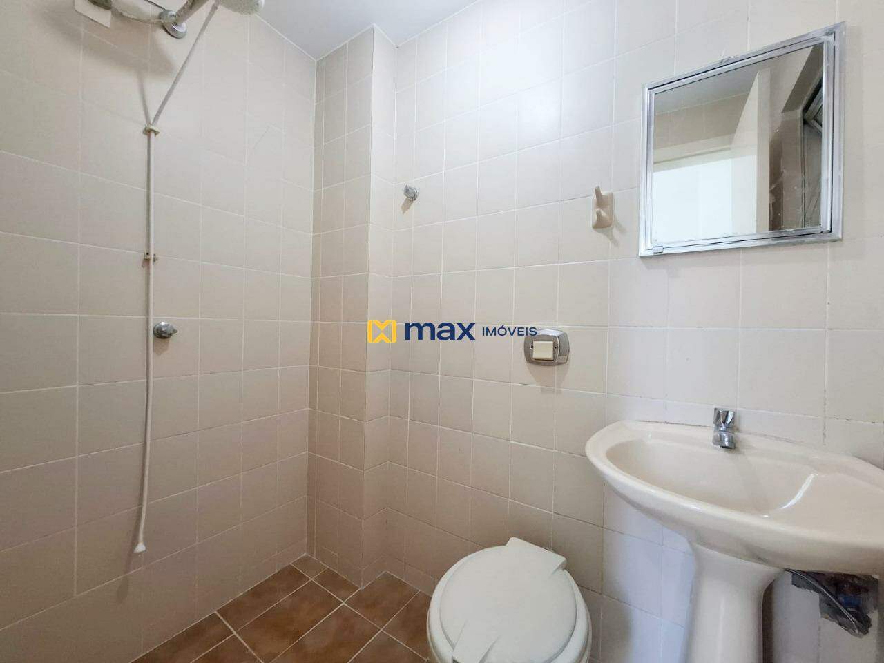 Apartamento para aluguel no Centro: Banheiro Dependência