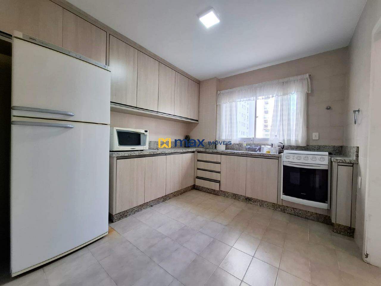 Apartamento para aluguel no Centro: Cozinha