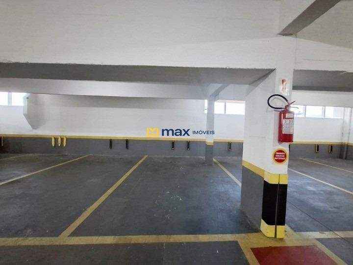 Apartamento para aluguel no Centro: Vaga de garagem