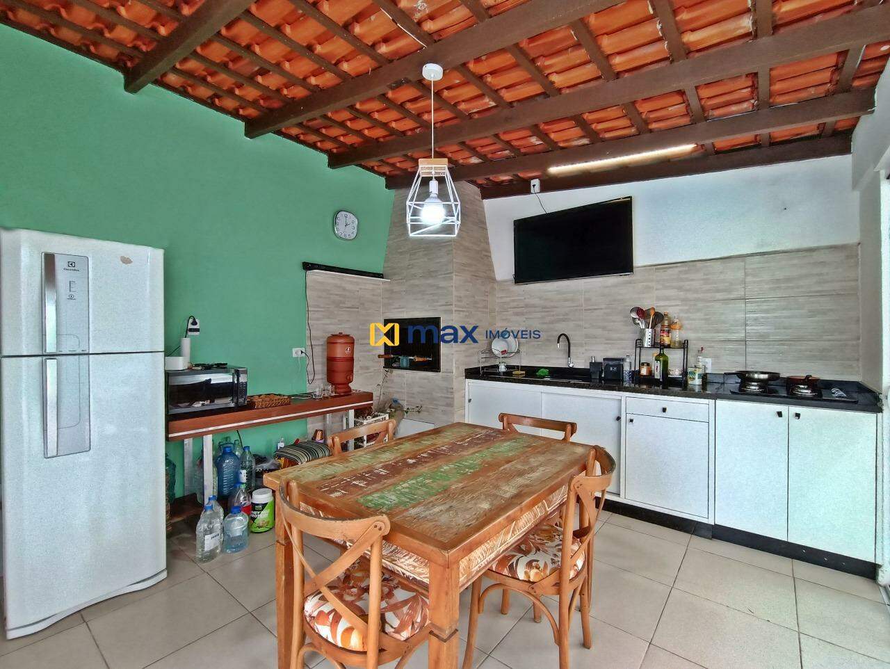 Casa à venda no Ariribá: área de festas