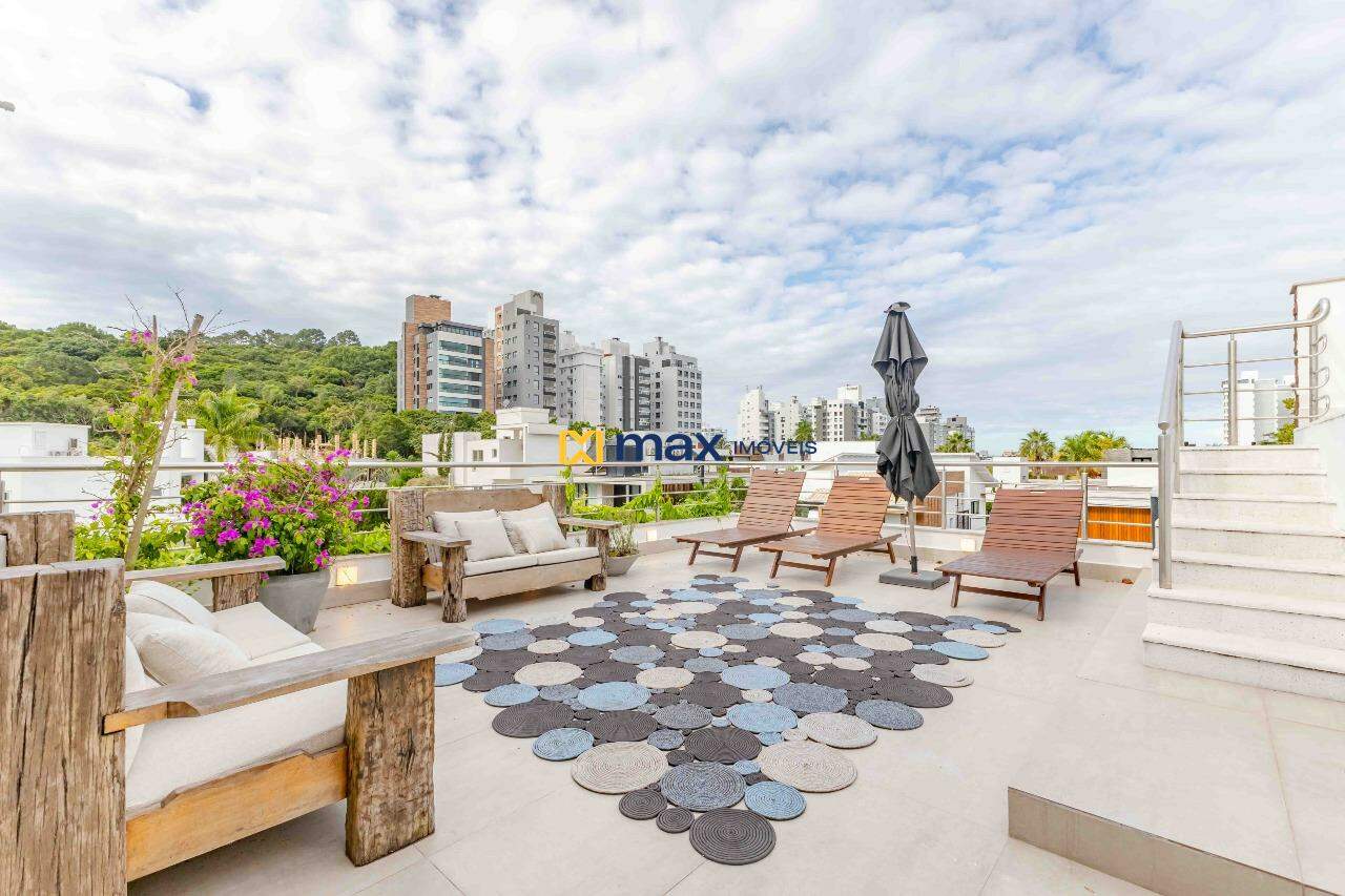 Casa à venda no Praia Brava: Terraço
