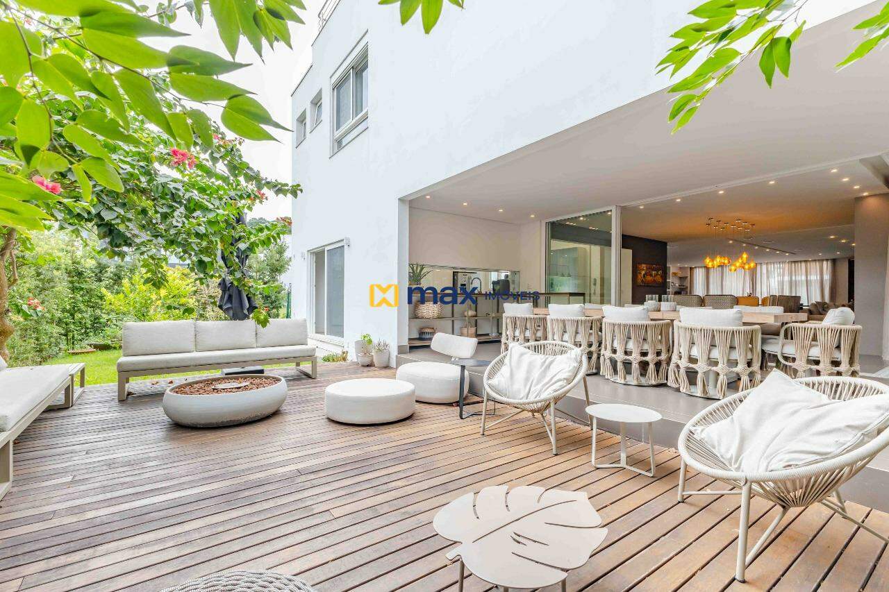 Casa à venda no Praia Brava: Living externo