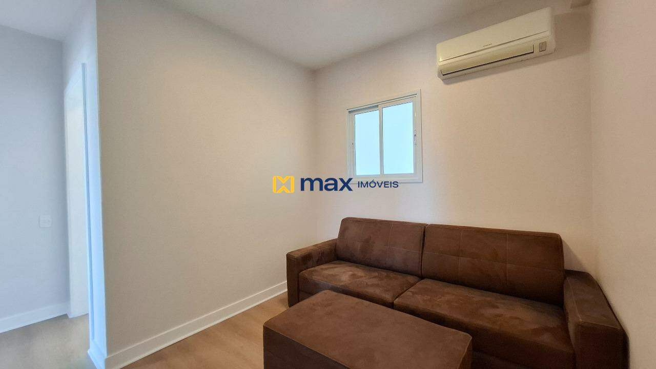 Apartamento à venda no Centro: Sala de estar