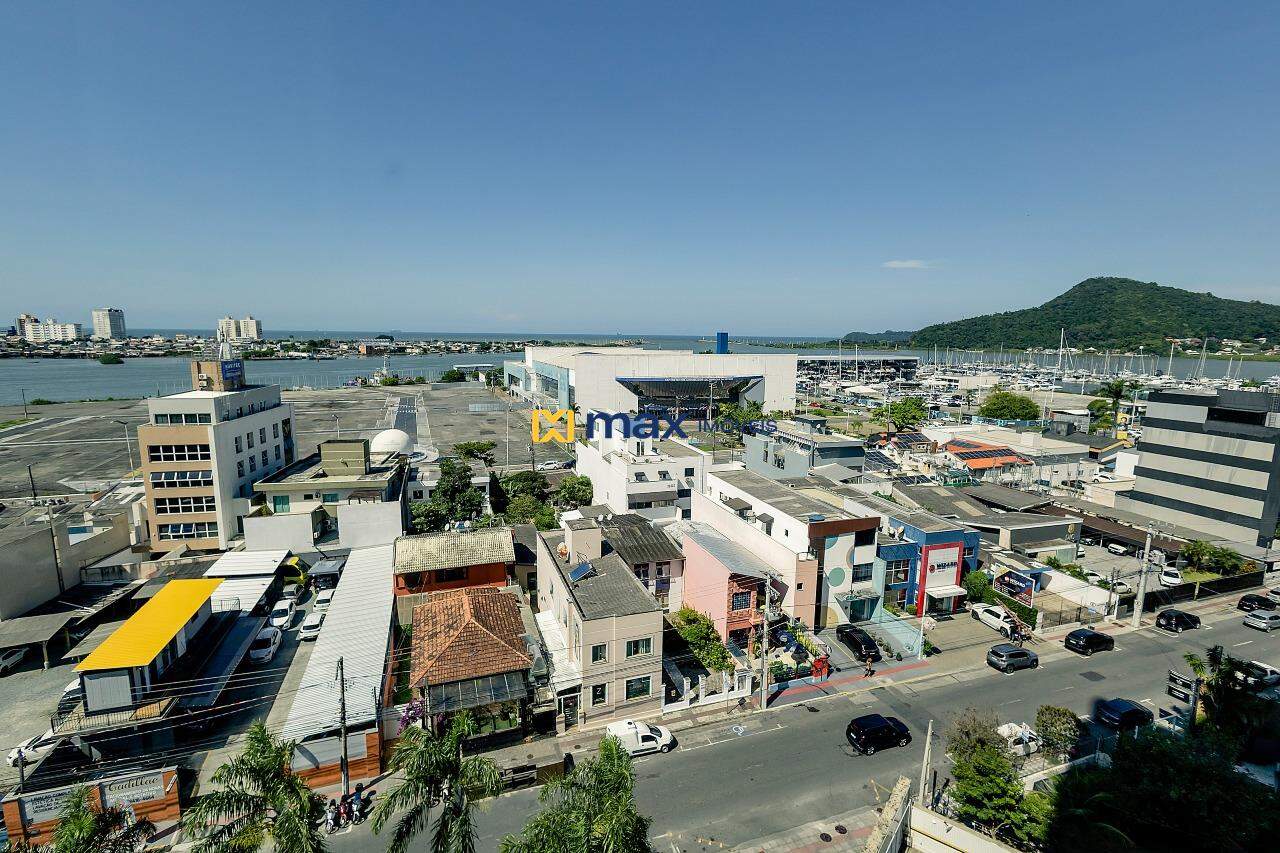 Apartamento à venda no Centro: Vista sacada