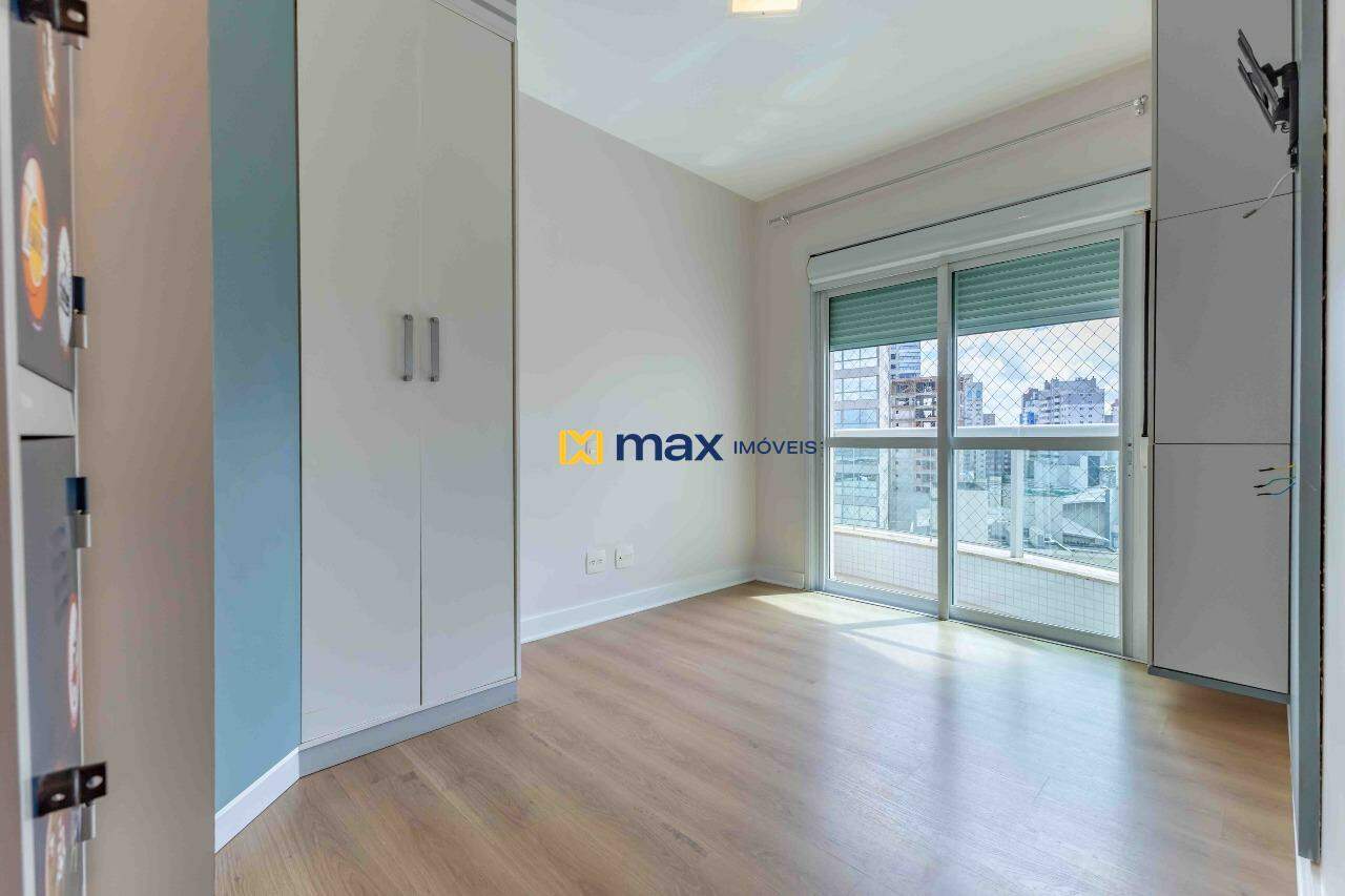 Apartamento à venda no Centro: Suíte 3