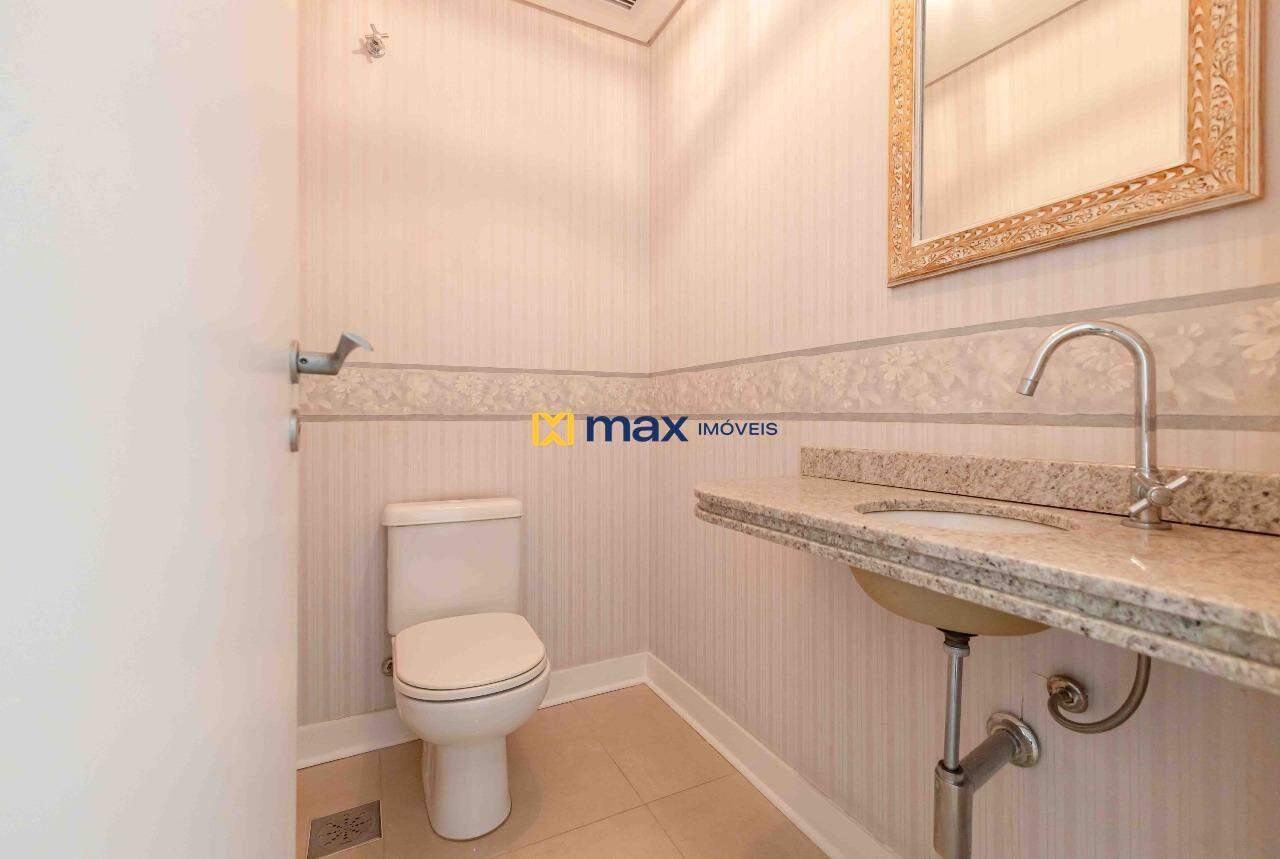 Apartamento à venda no Centro: Lavabo