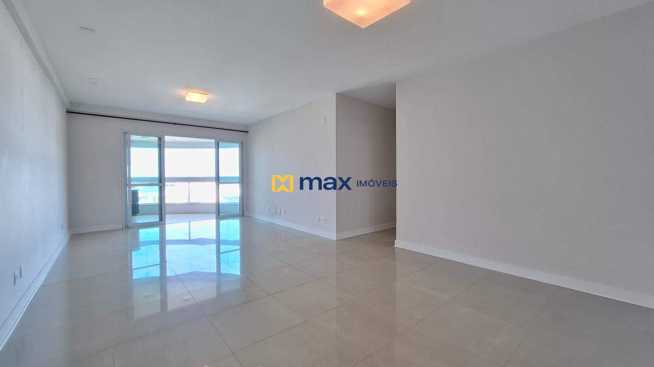 Apartamento à venda no Centro: Living integrado