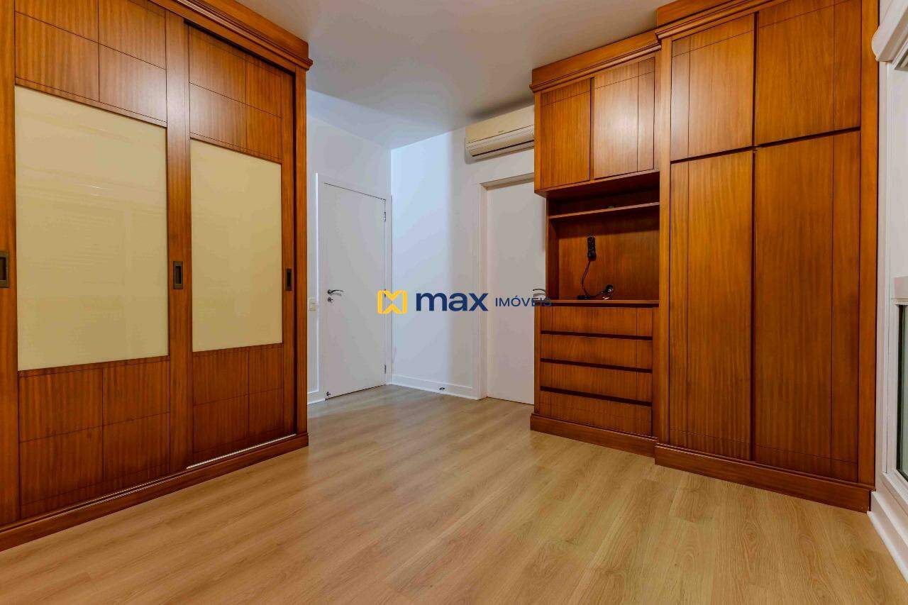 Apartamento à venda no Centro: Suíte 2