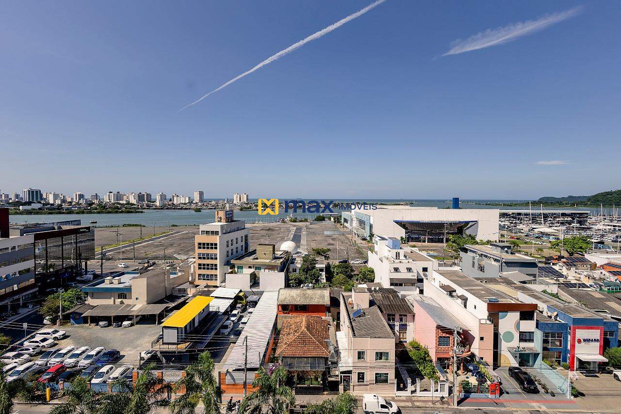 Apartamento à venda no Centro: Vista suíte 1