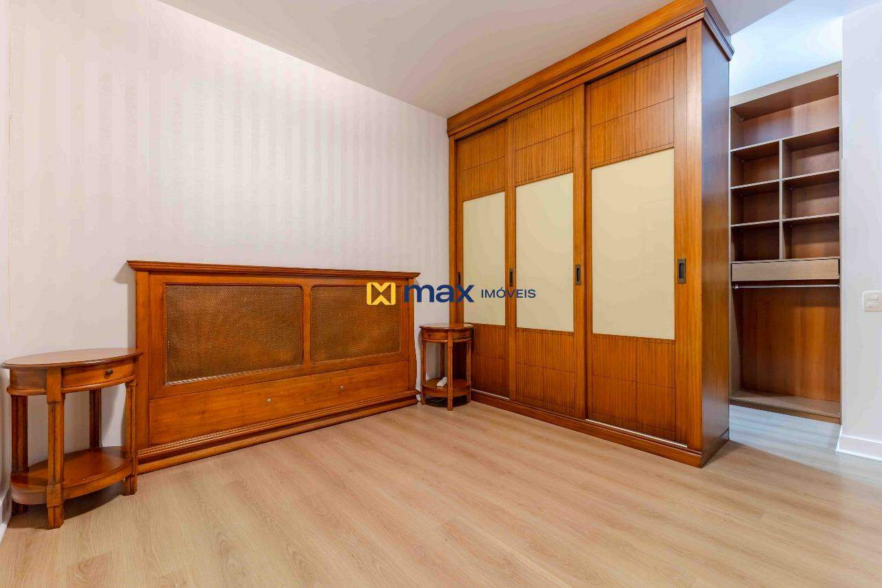 Apartamento à venda no Centro: Suíte 2