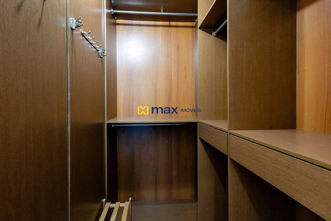 Apartamento à venda no Centro: Closet suíte master