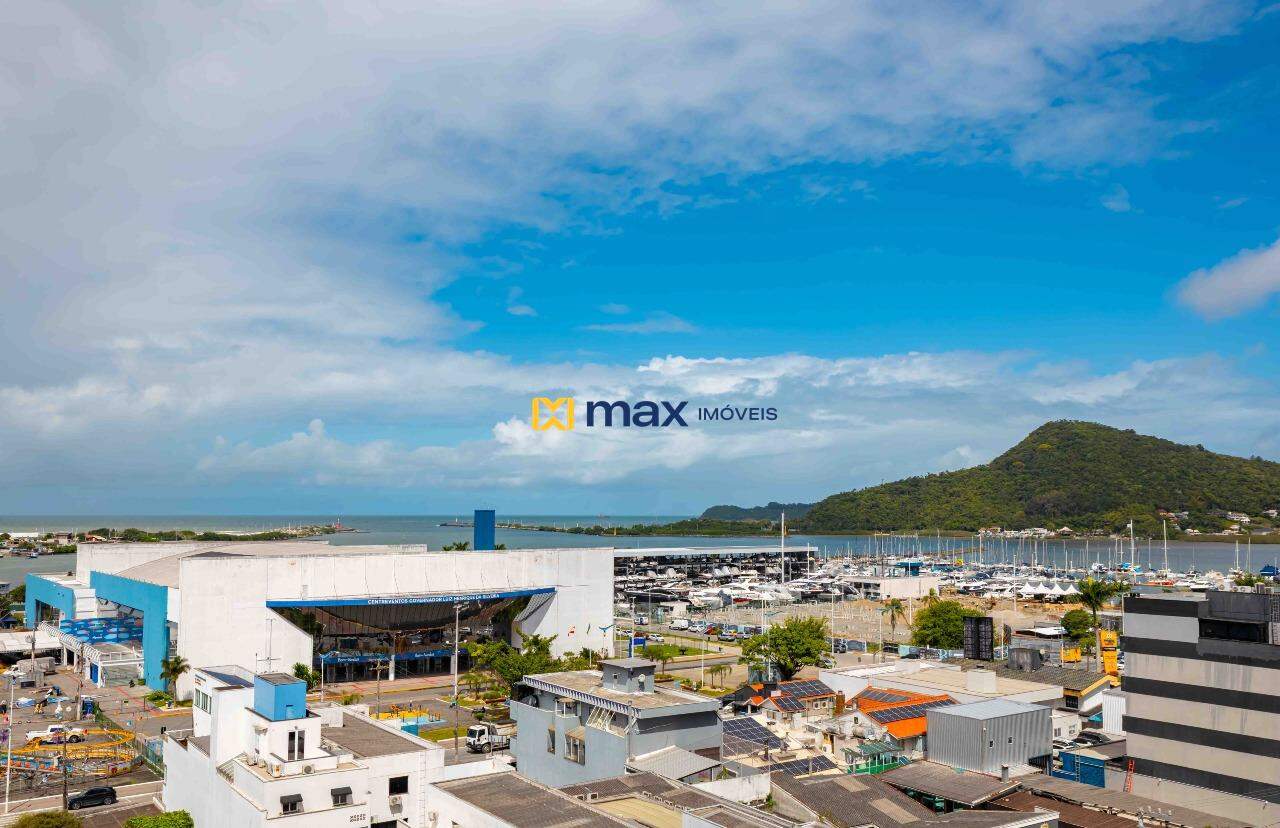 Apartamento à venda no Centro: Vista sacada