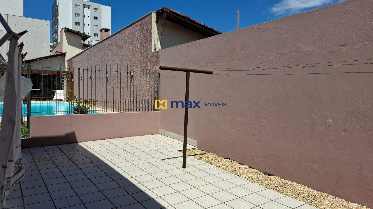 Casa à venda no São João: Área externa