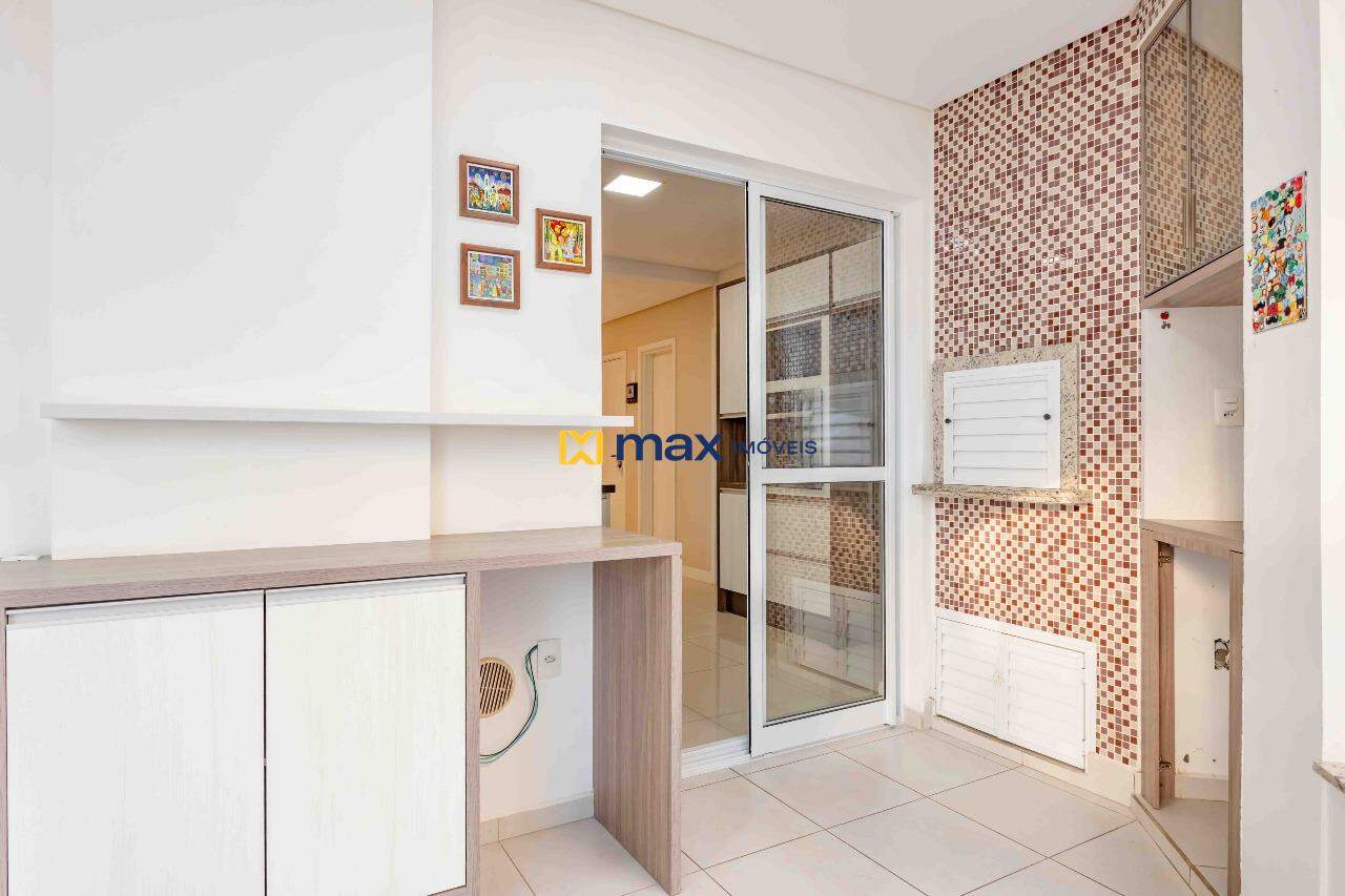 Apartamento à venda no Centro: Sacada