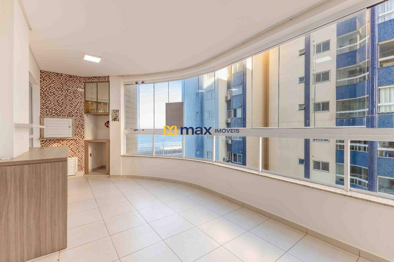 Apartamento à venda no Centro: Sacada
