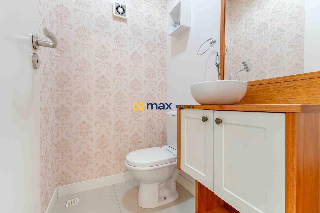 Apartamento à venda no Centro: Lavabo
