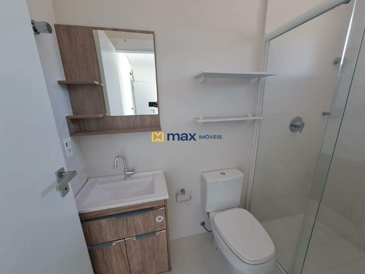 Apartamento para aluguel no Praia Brava: Banheiro da Suíte