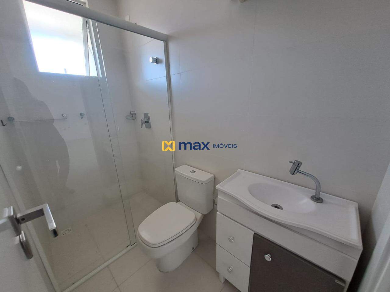 Apartamento para aluguel no Praia Brava: Banheiro Social