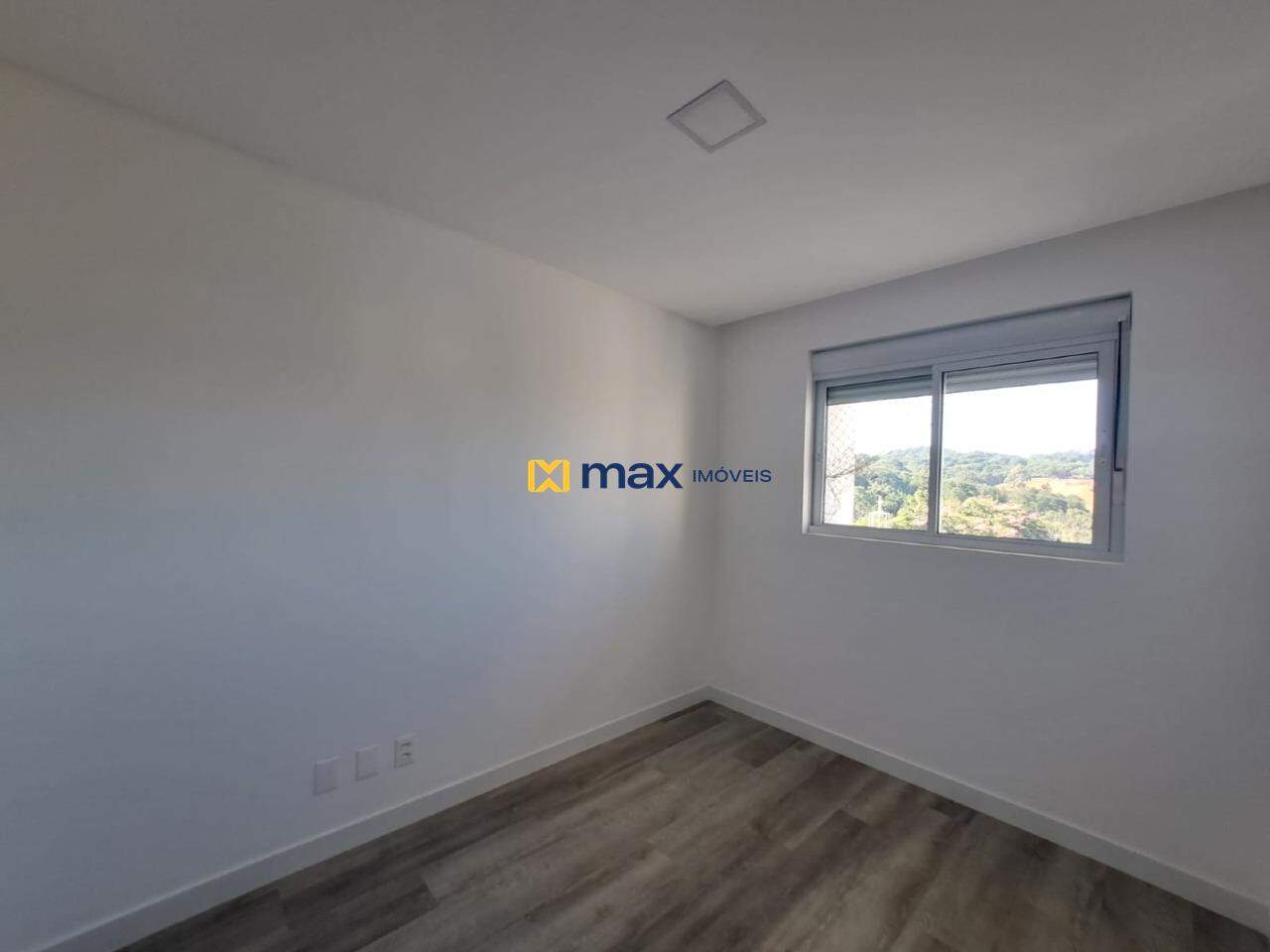 Apartamento para aluguel no Praia Brava: 01 Quarto
