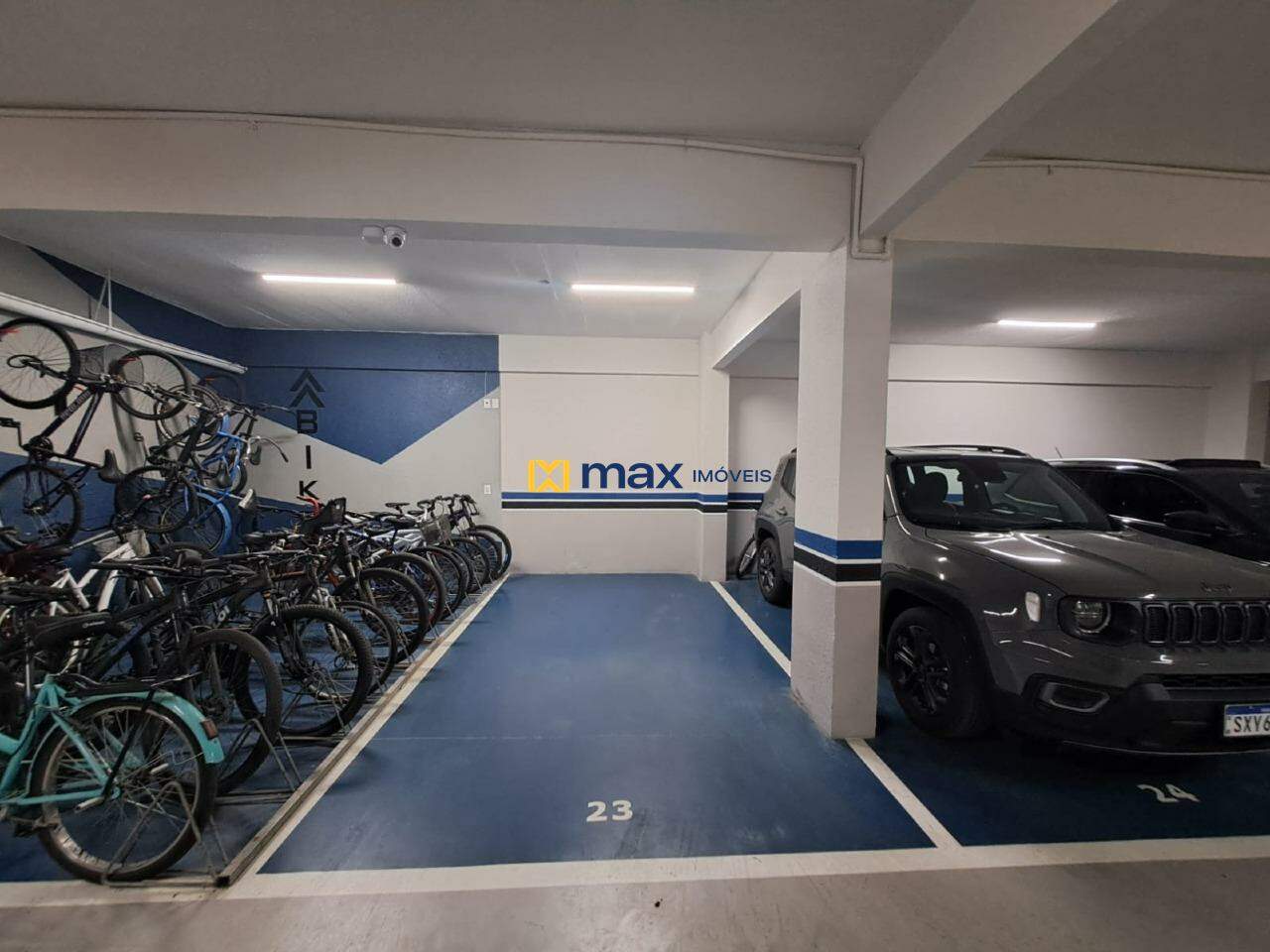 Apartamento para aluguel no Praia Brava: Garagem