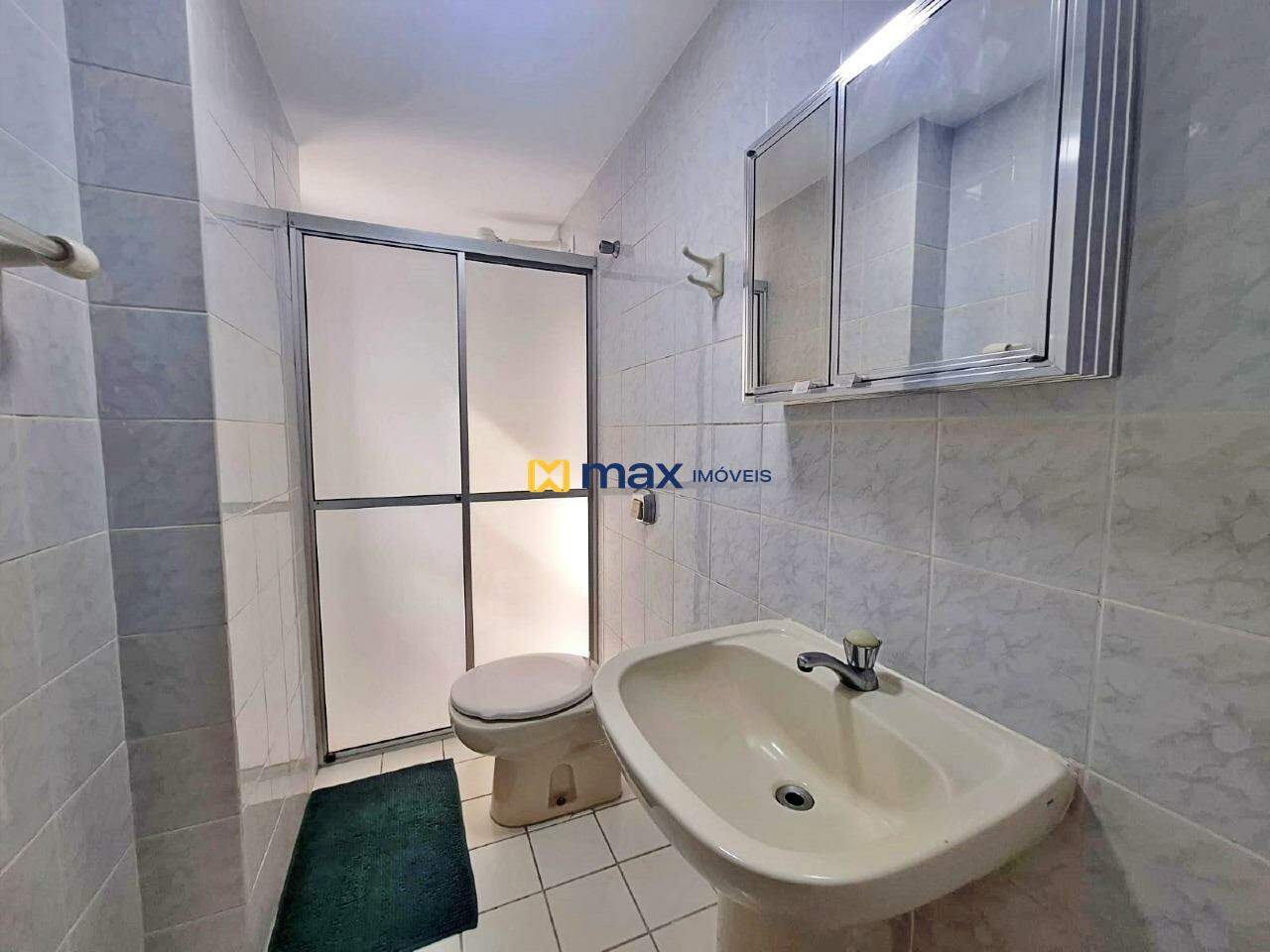 Apartamento para aluguel no Centro: Banheiro Social