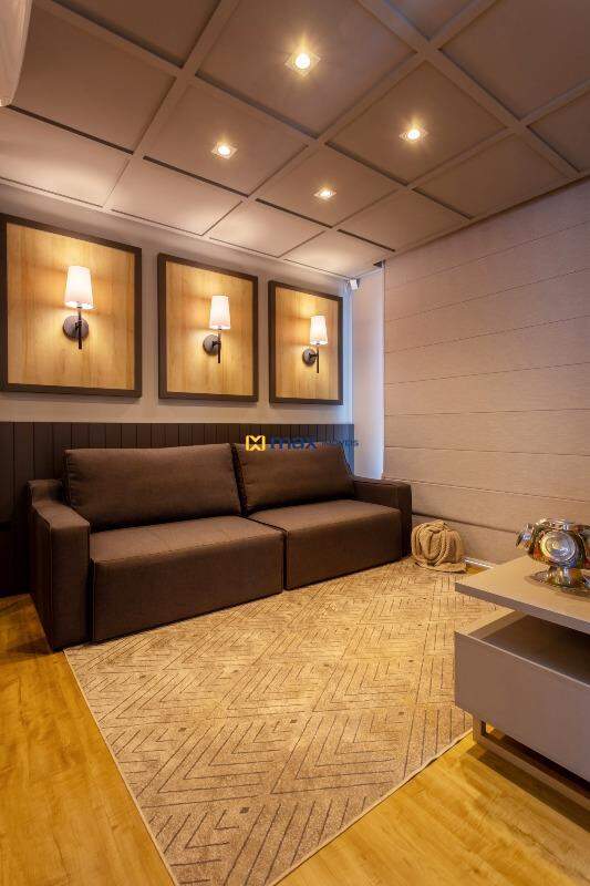 Casa à venda no Rio do Meio: Cinema