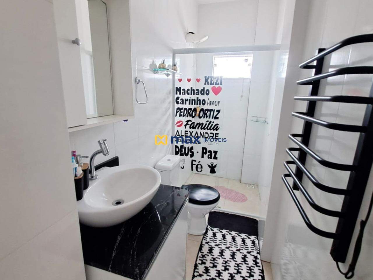 Apartamento à venda no Tabuleiro: Banheiro