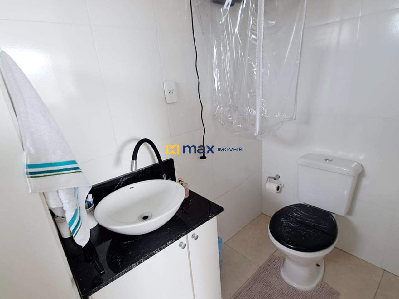 Apartamento à venda no Tabuleiro: Lavabo