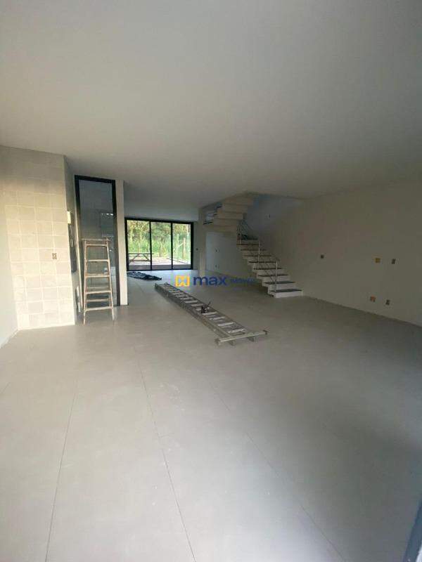 Casa à venda no São Francisco De Assis: Interior Piso Inferior