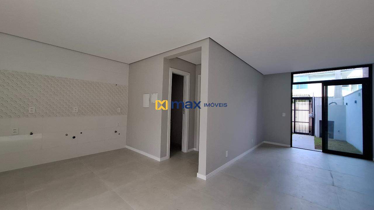Casa à venda no São João: Living integrado 