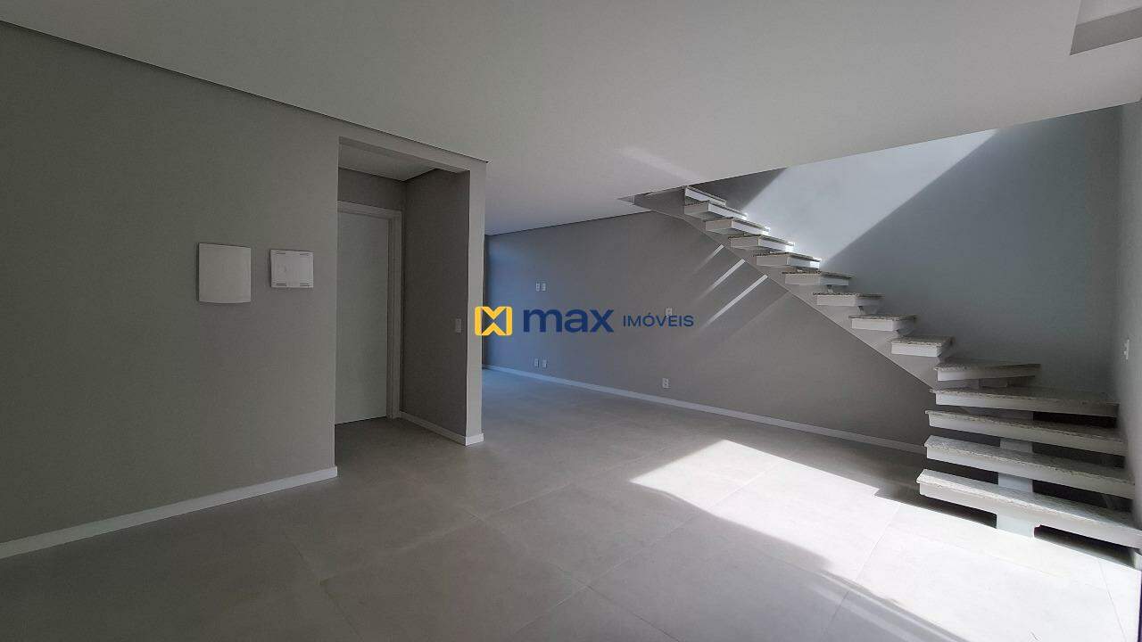Casa à venda no São João: Living integrado 