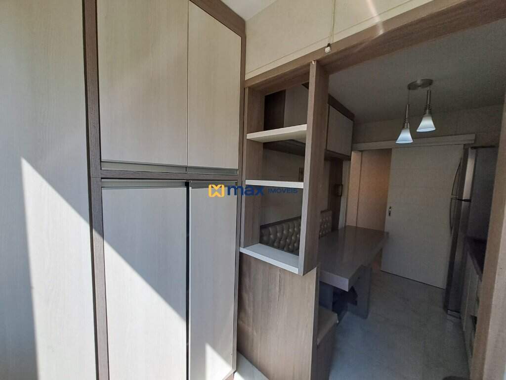 Apartamento à venda no Centro: Lavanderia