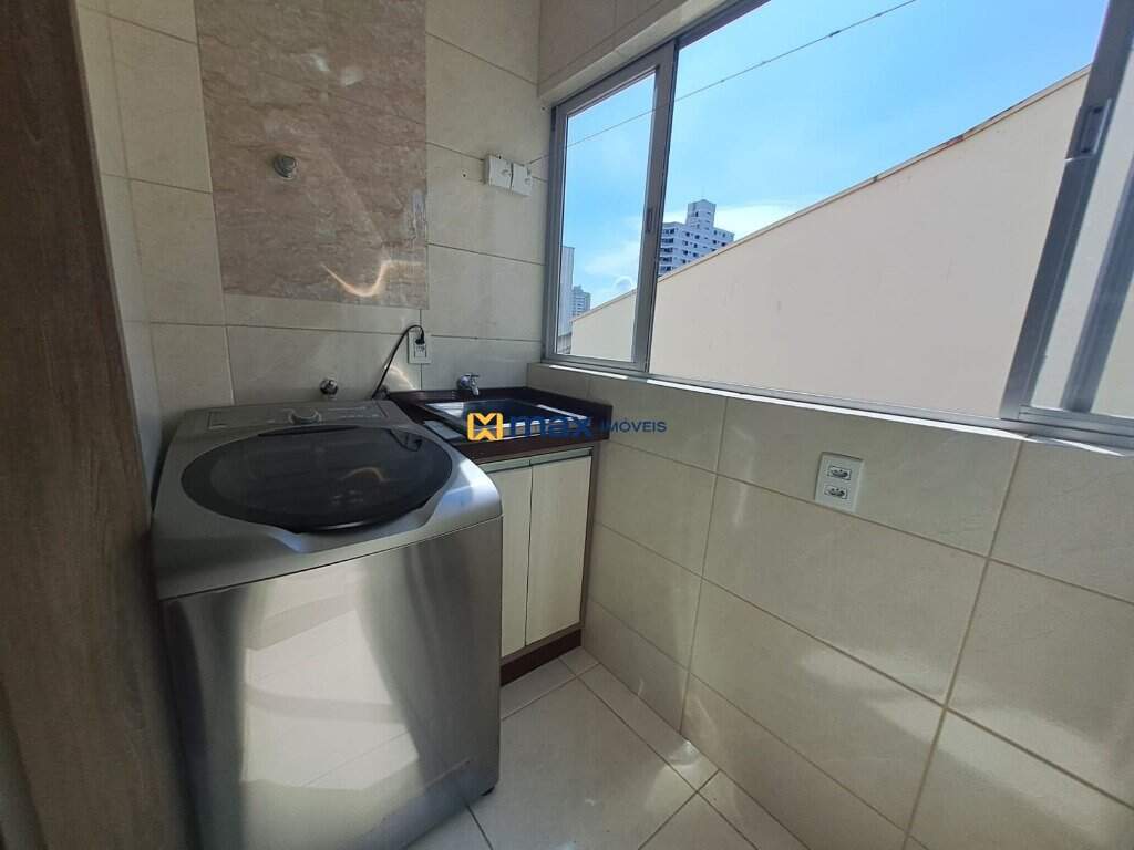 Apartamento à venda no Centro: Lavanderia