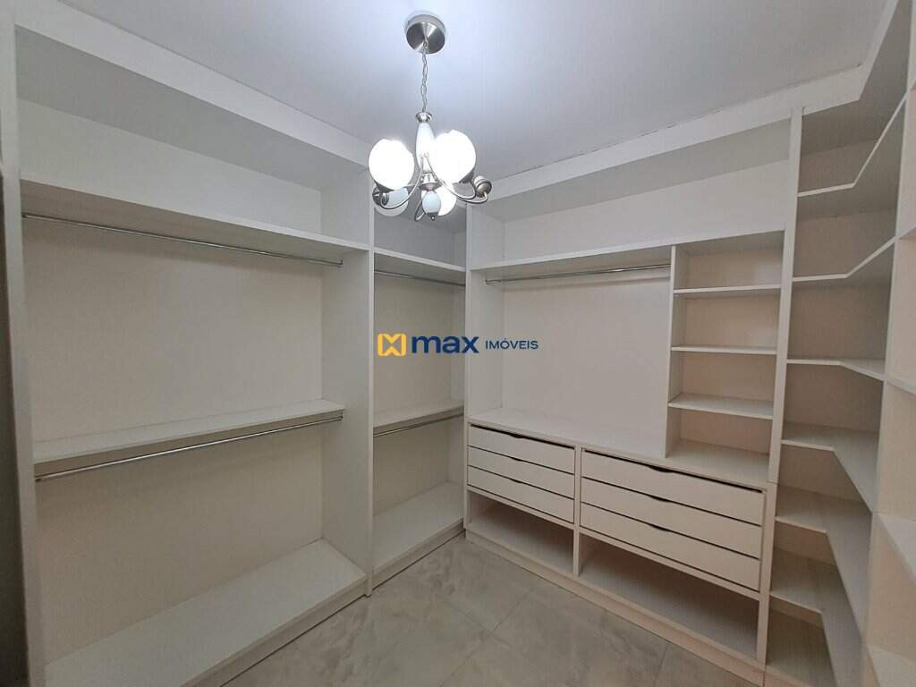 Apartamento à venda no Centro: Closet